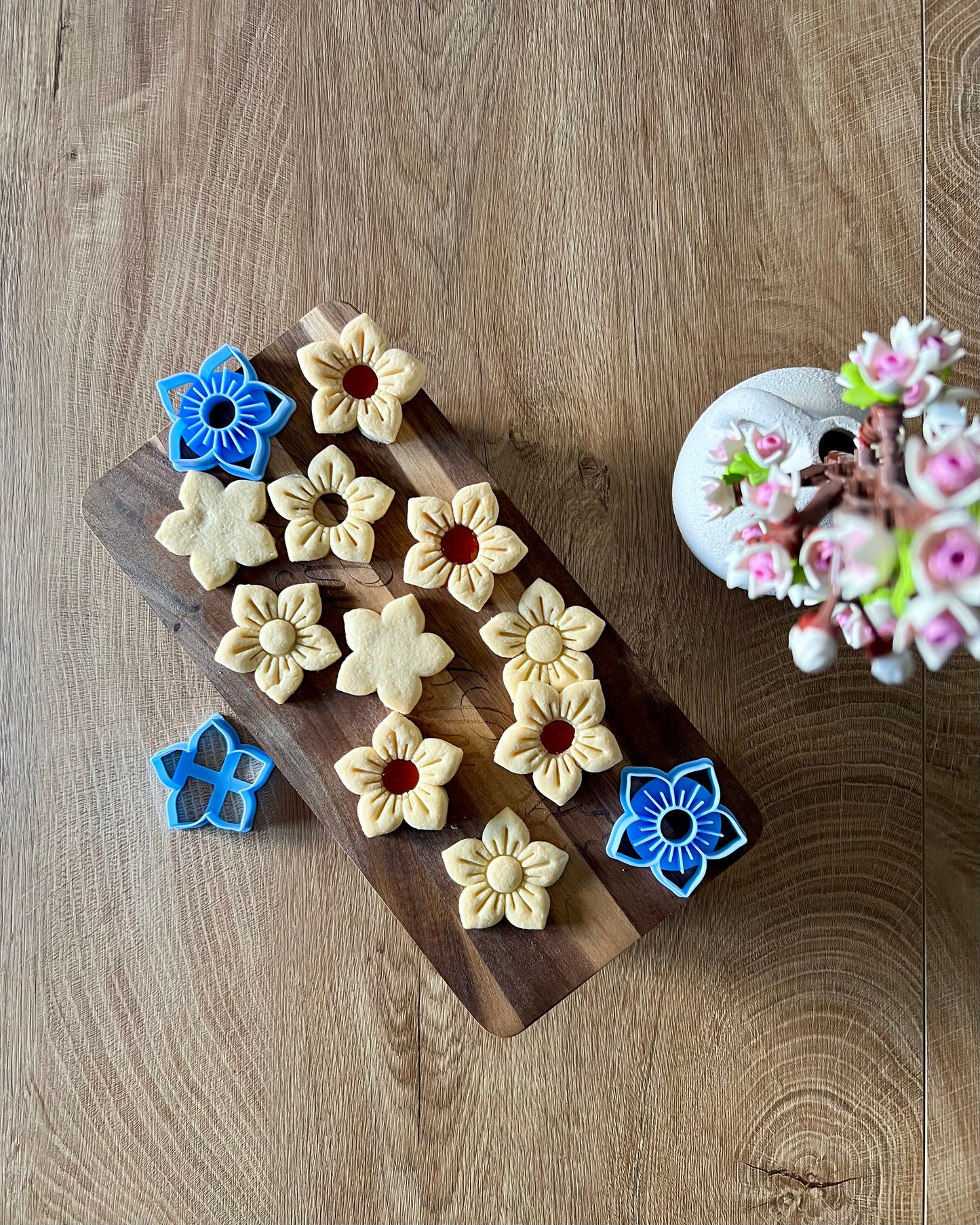 Cvijet - set od 3 izrezivača za linzere i kekse