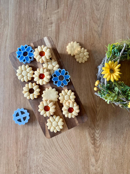 Cvijet 2 - set od 3 izrezivača za linzere i kekse